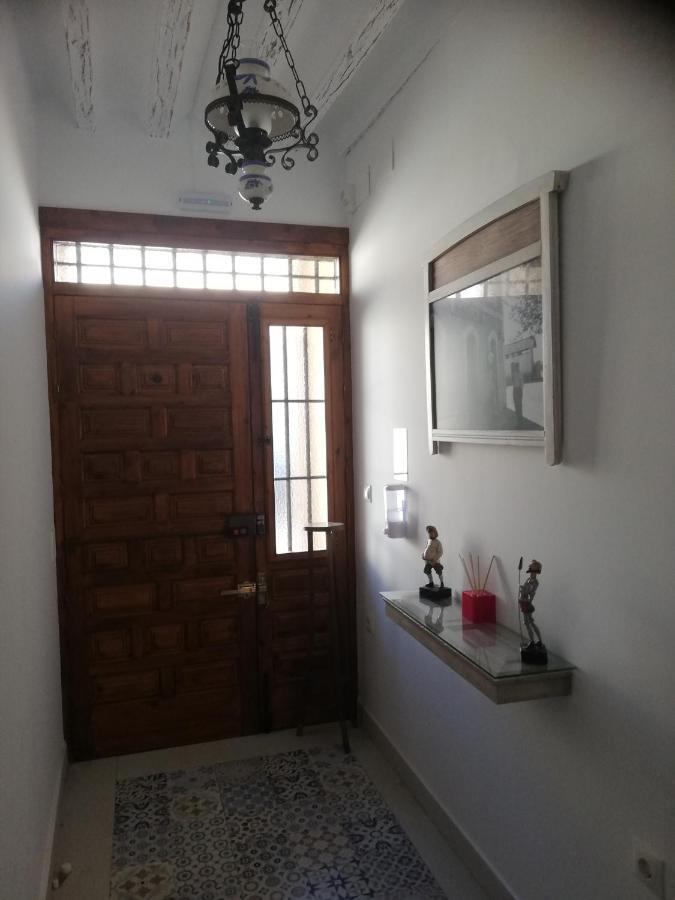 Hostal El Lugar De La Mancha Argamasilla De Alba Екстер'єр фото